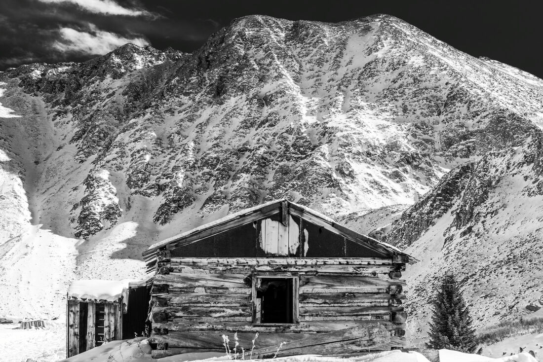 Abandoned Cabin outside of Leadville Colorado